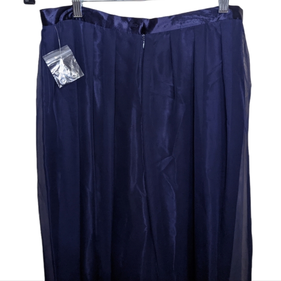 NWT Women’s Navy Blue Wide Leg Pants Size 12 🌊✨ - Picture 10 of 11